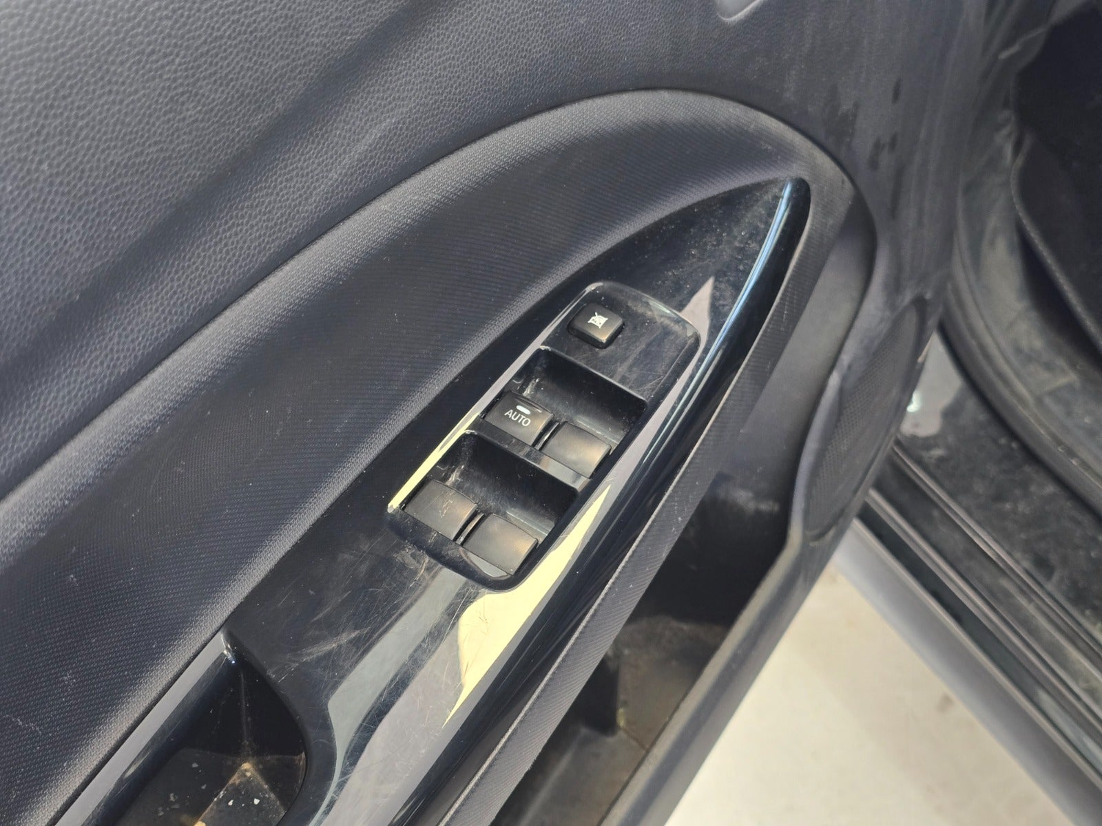 Billede af Mitsubishi Space Star 1,2 Anniversary Edition