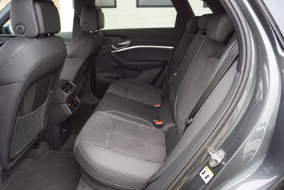 Audi e-tron S-line quattro