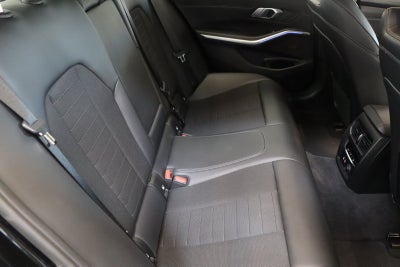 BMW 320i Sport Line aut.