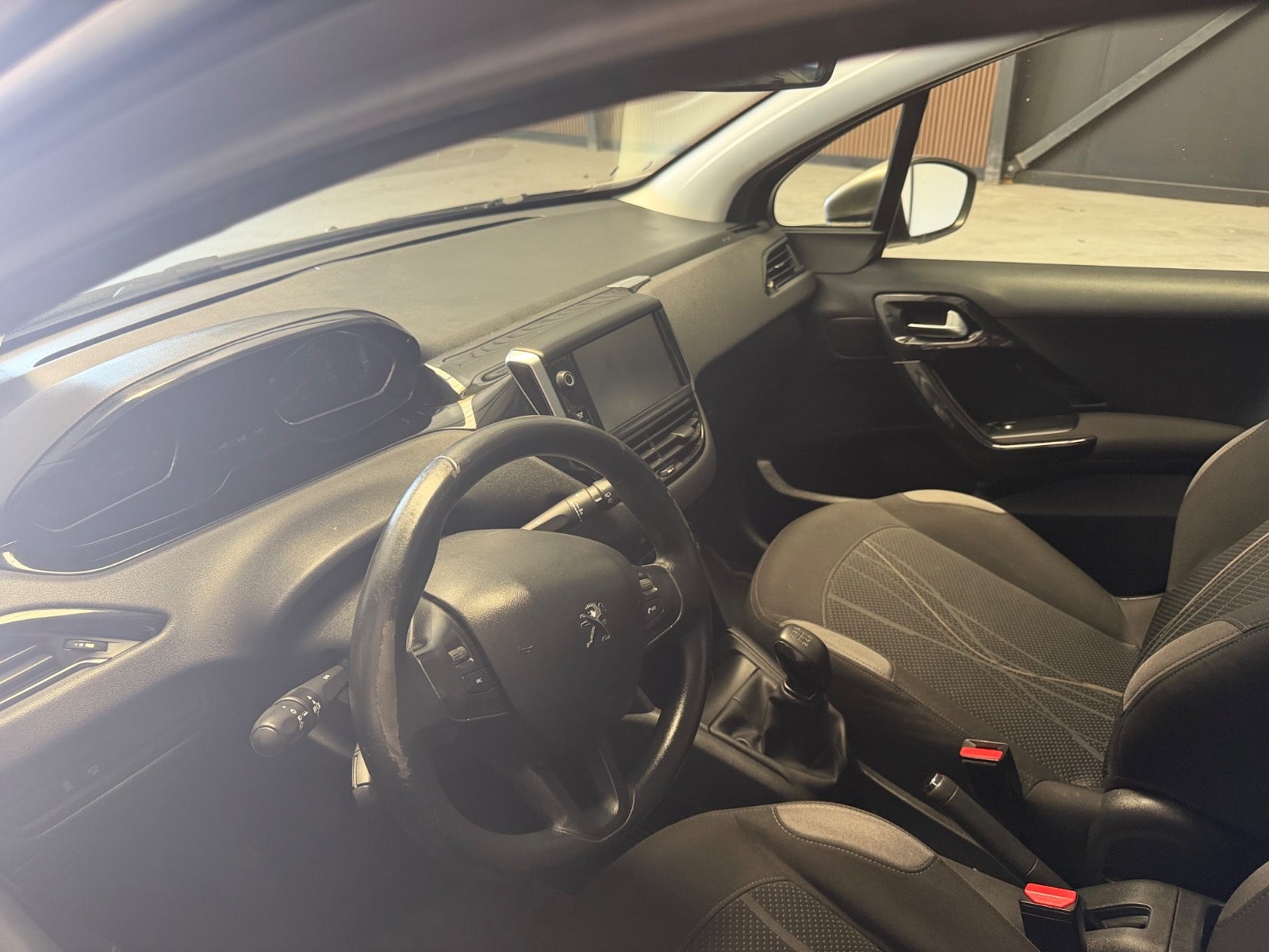 Peugeot 208 e-HDi 92 Active - billede 7