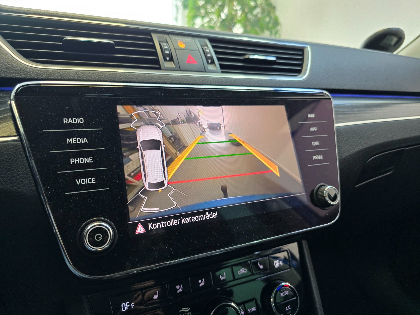 Billede af Skoda Superb 1,4 TSi iV Style Combi DSG