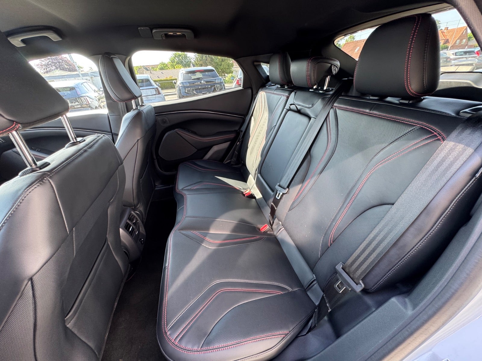 Billede af Ford Mustang Mach-E 88 Premium Extended Range