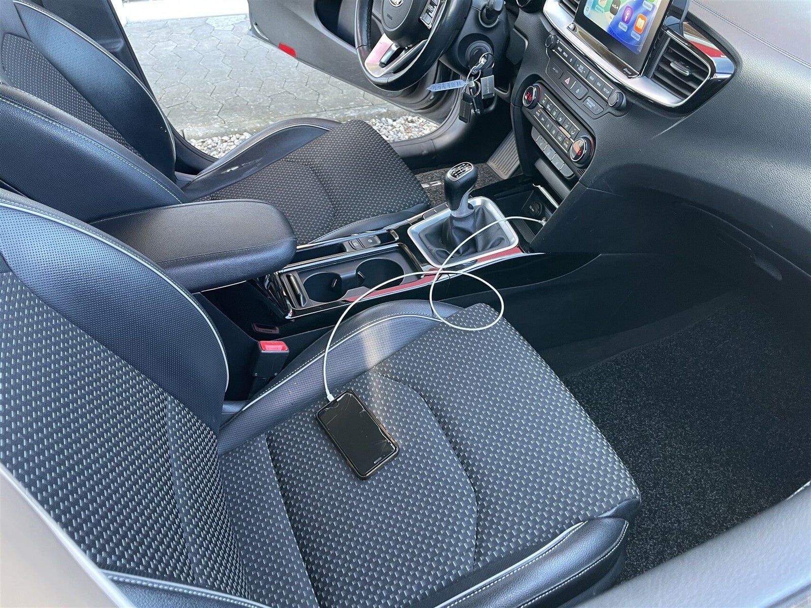 Kia Ceed CRDi 136 Intro Edition SW