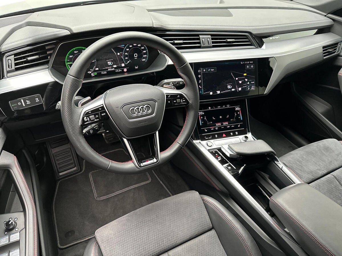 Audi Q8 e-tron S-line quattro billede 4