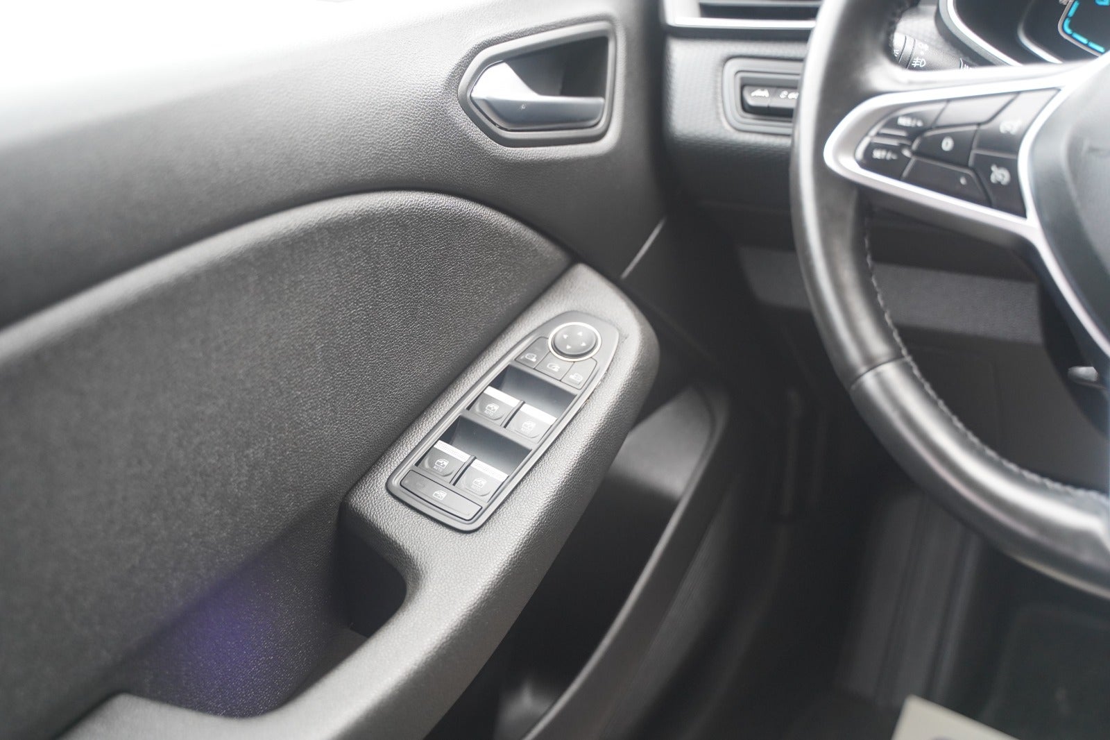 Billede af Renault Clio V 1,6 E-Tech Intens