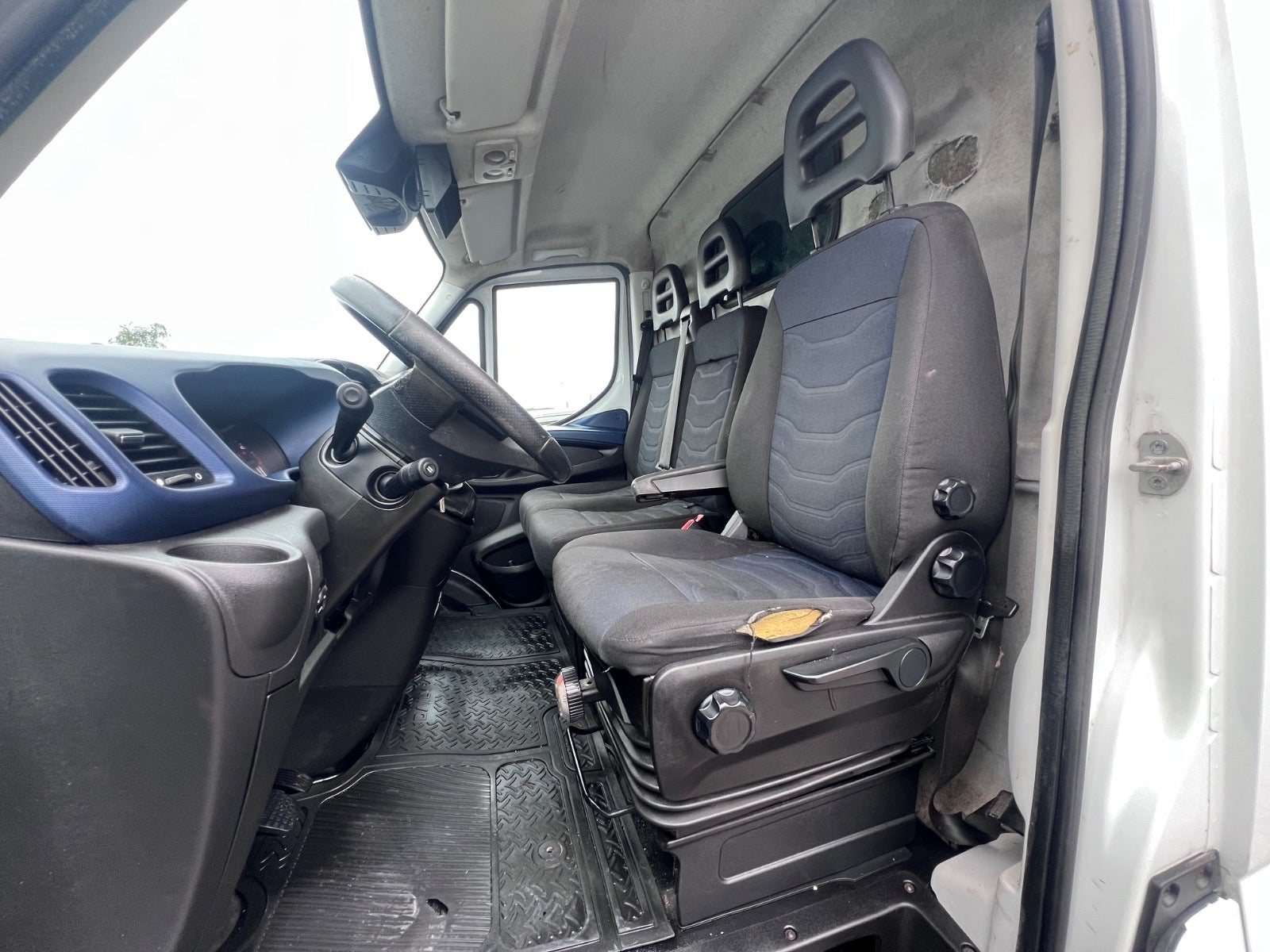 Billede af Iveco Daily 2,3 35S16 12m³ Van AG8