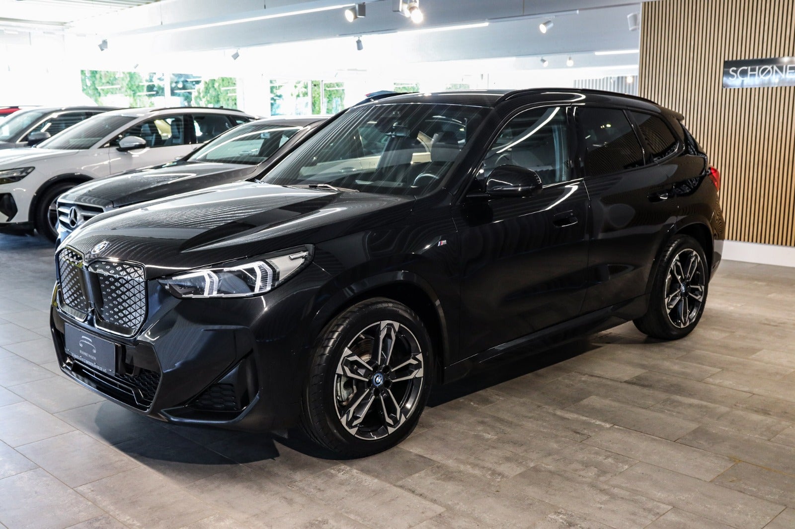 Billede af BMW iX1  xDrive30 M-Sport
