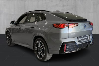 BMW iX2 eDrive20 M-Sport BMW iX2 eDrive20 M-Sport - 2