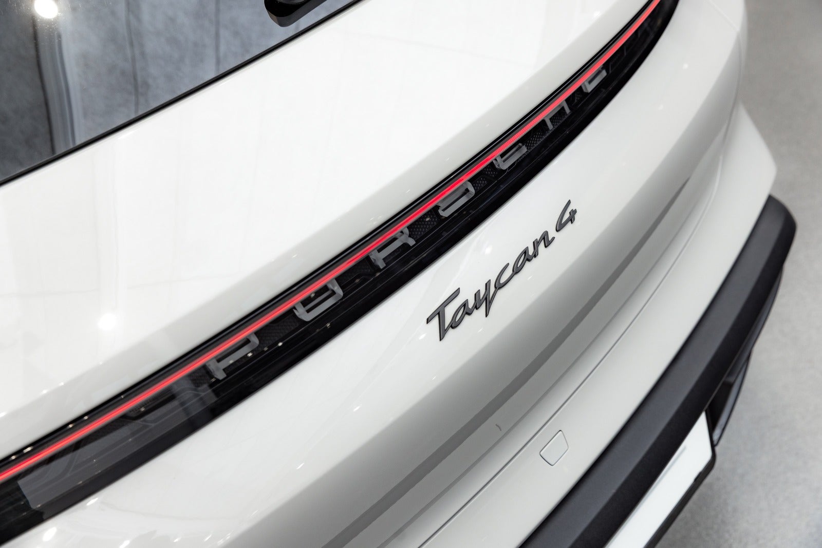 Gallery image 14 of 24