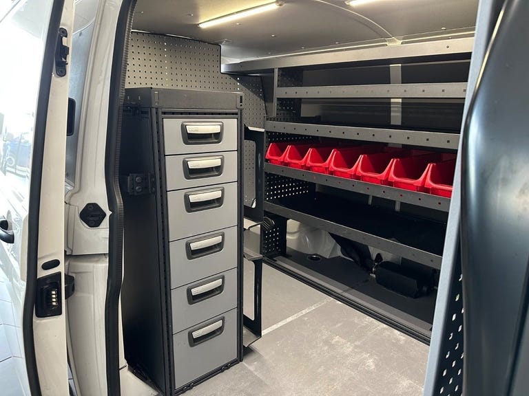 VW Transporter TDi 150 Kassevogn DSG lang