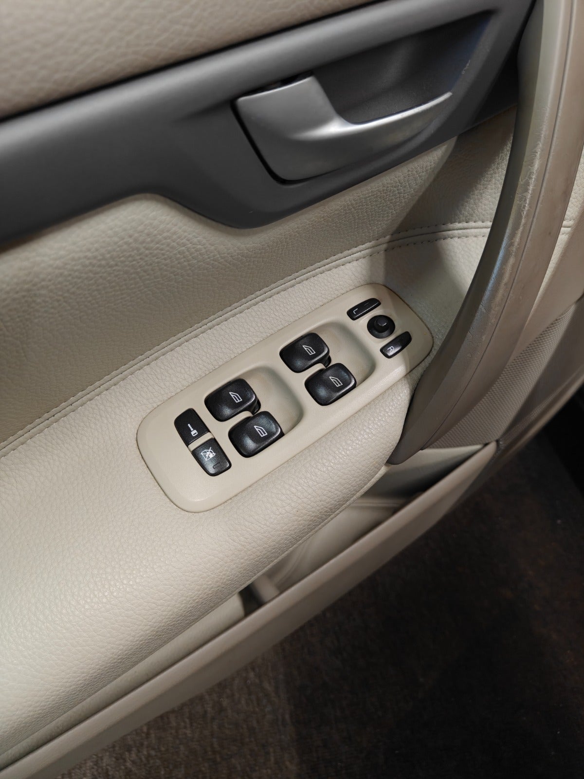 Billede af Volvo S60 2,4 140 Summum