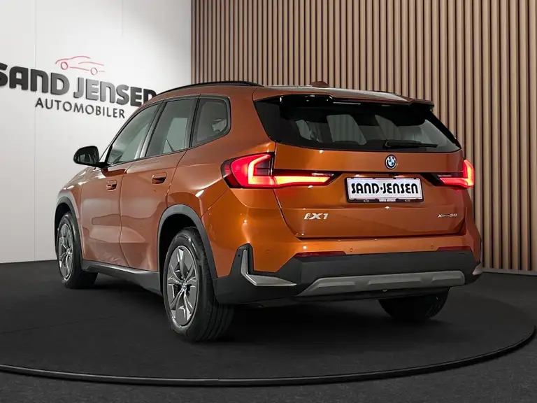 BMW iX1 xDrive30