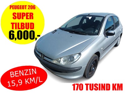 Peugeot 206 1,4 XR Benzin modelår 2004 km 170000 Sølvmetal træk ABS airbag alarm centrallås servosty