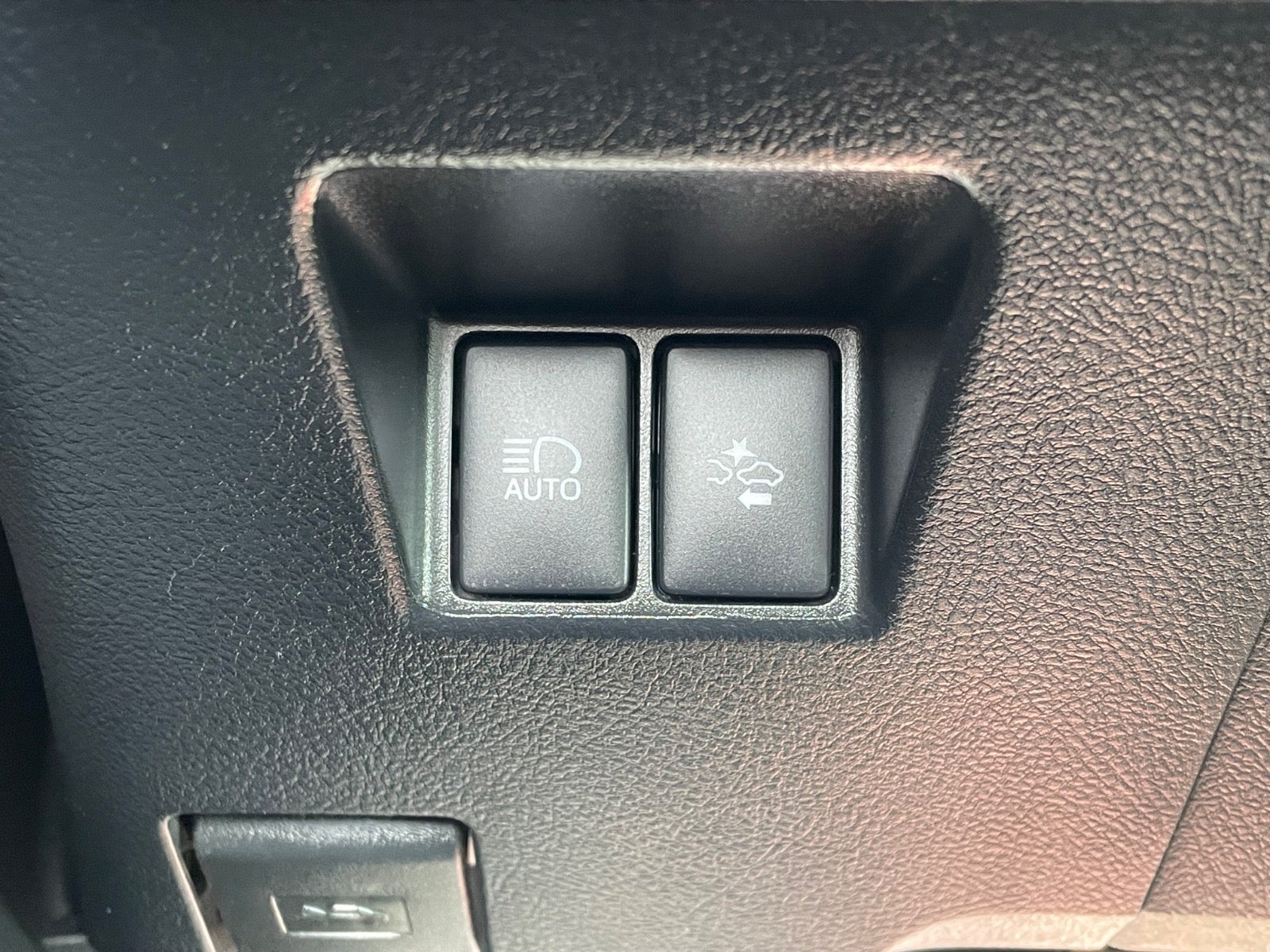 Billede af Toyota Yaris 1,5 Hybrid H2 Style Luksus e-CVT