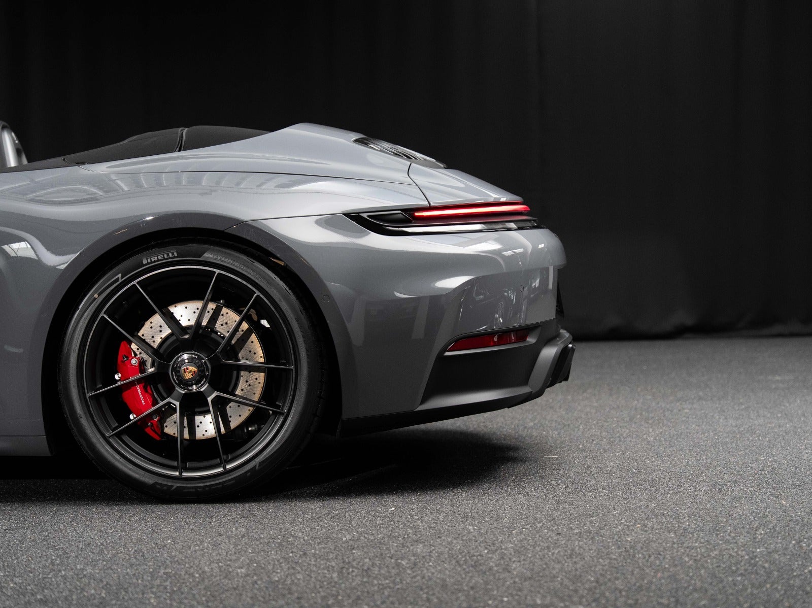 Gallery image 5 of 18