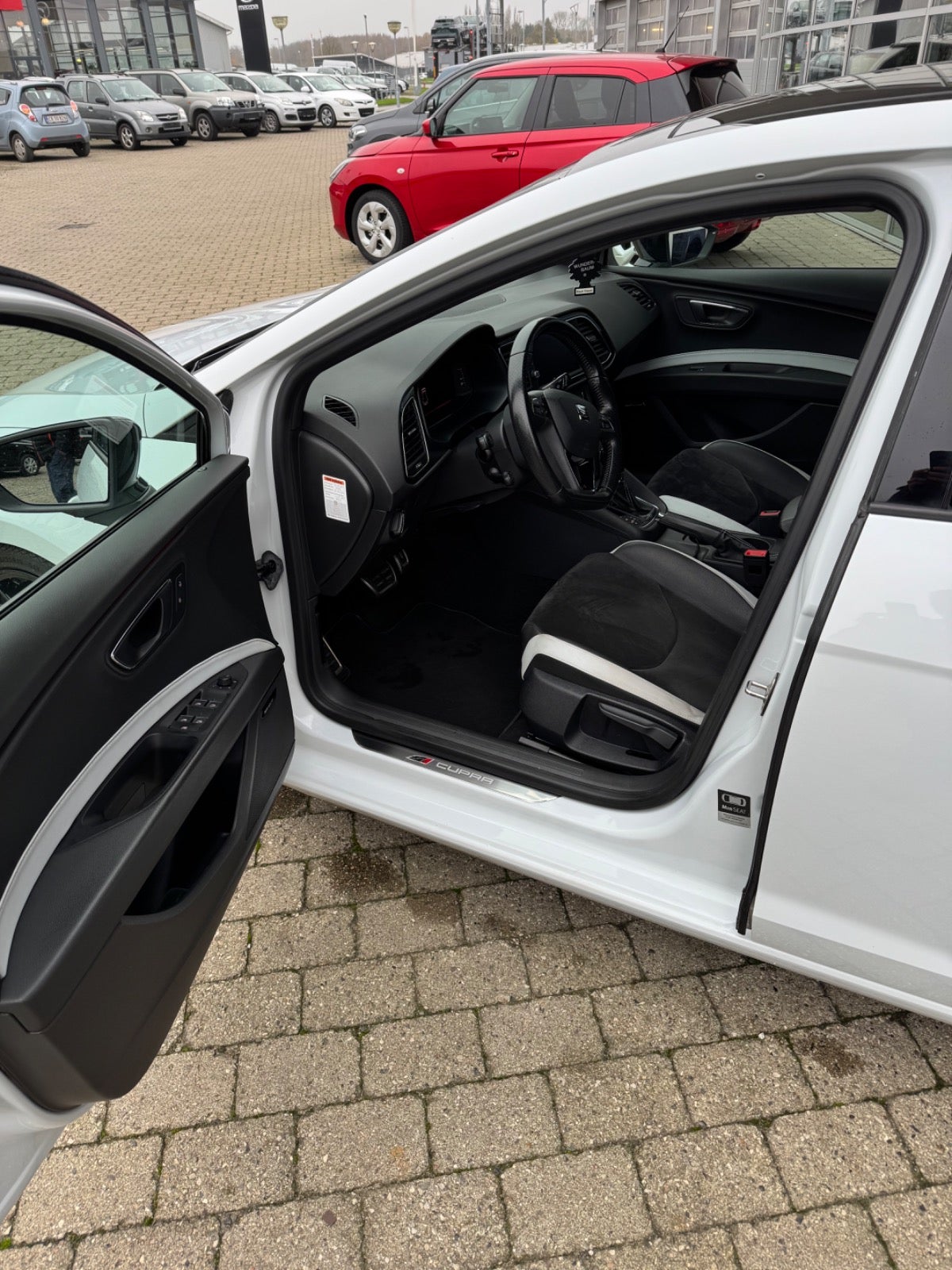 Billede af Seat Leon 2,0 TSi 280 Cupra DSG Van