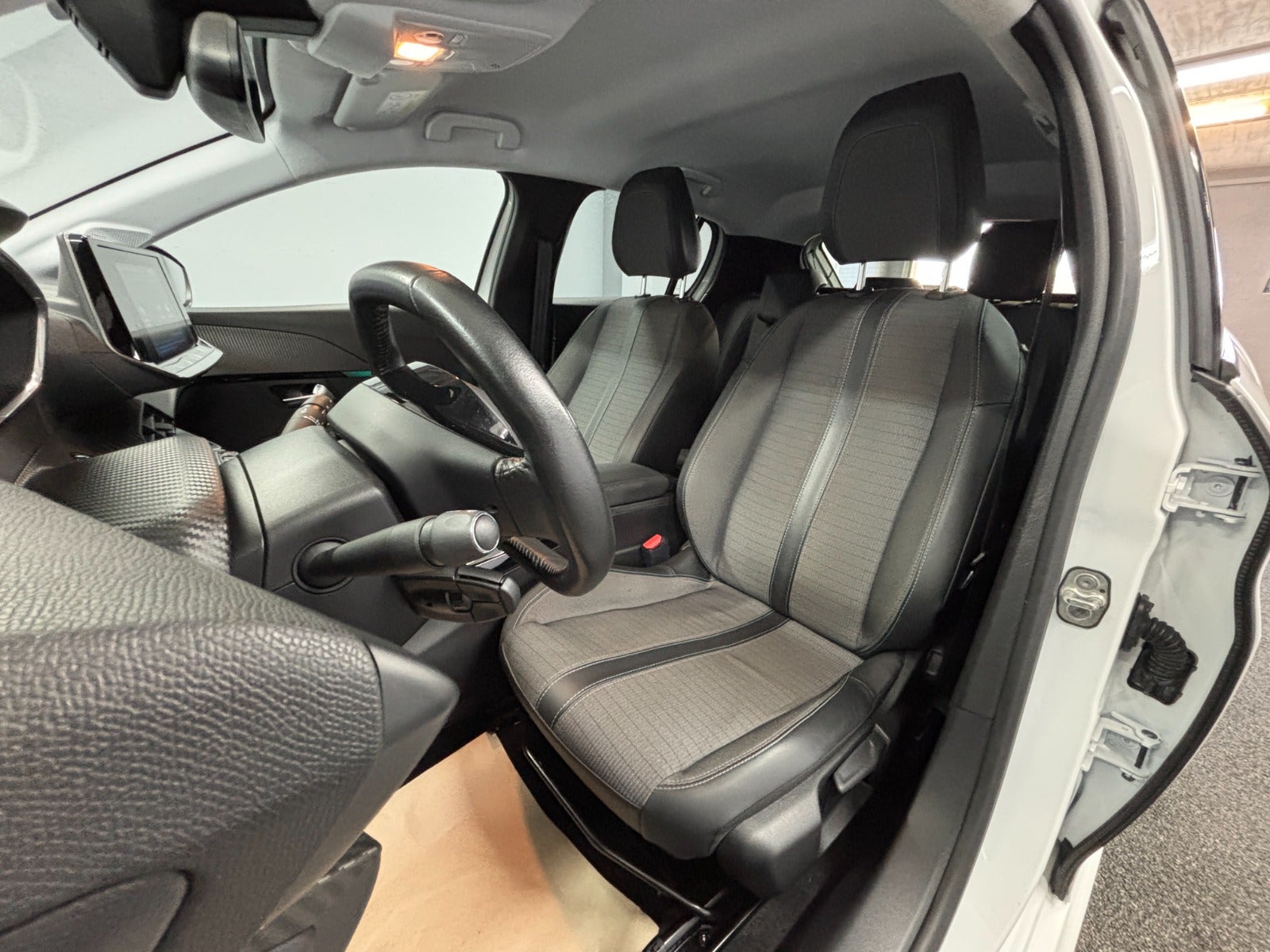 Billede af Peugeot 208 1,2 PureTech 100 Evolution