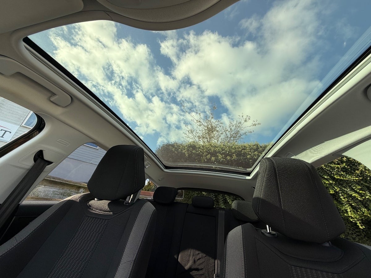 Peugeot 308 BlueHDi 120 Style Sky SW