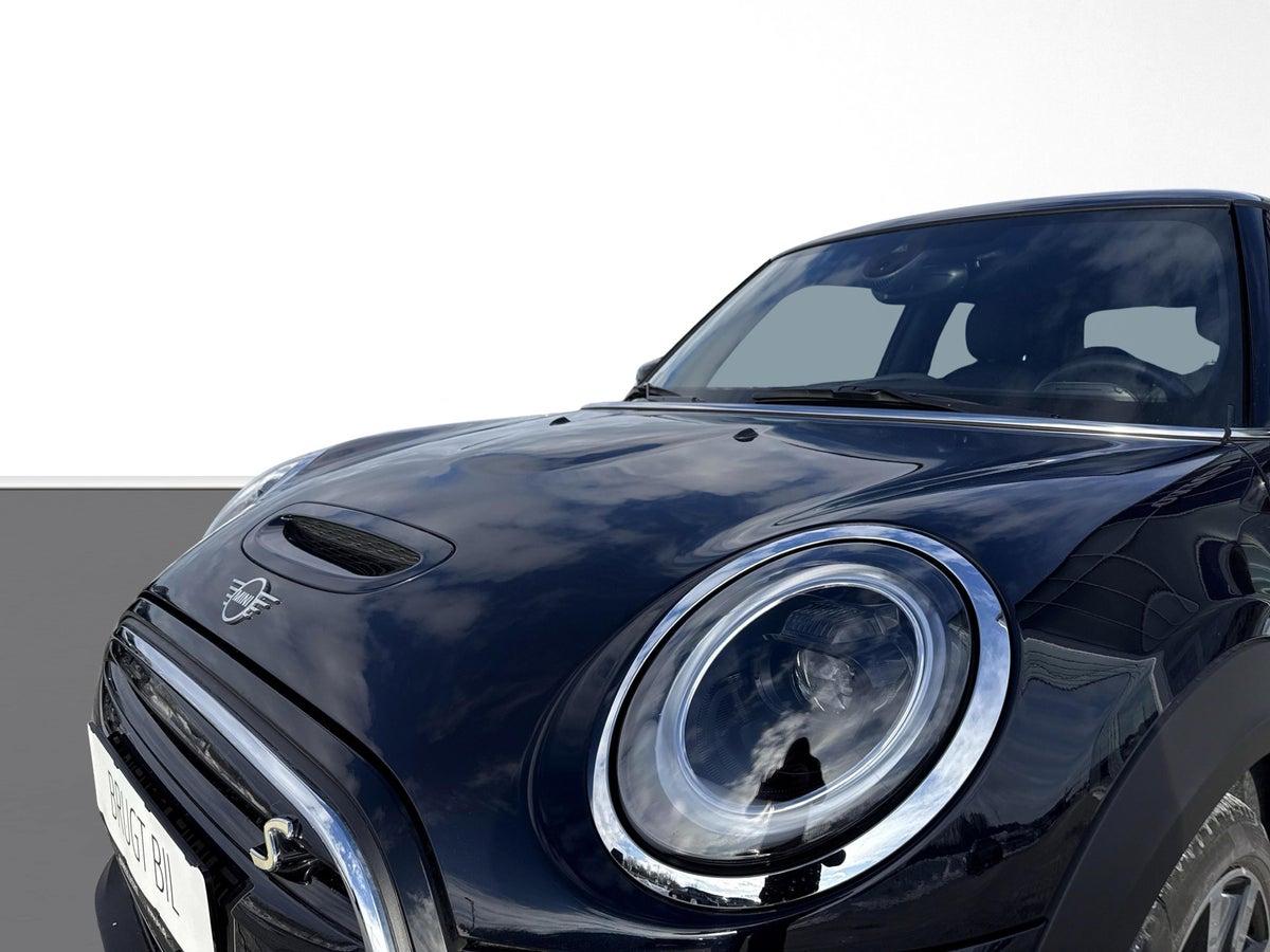 MINI Cooper SE Classic Trim billede 17