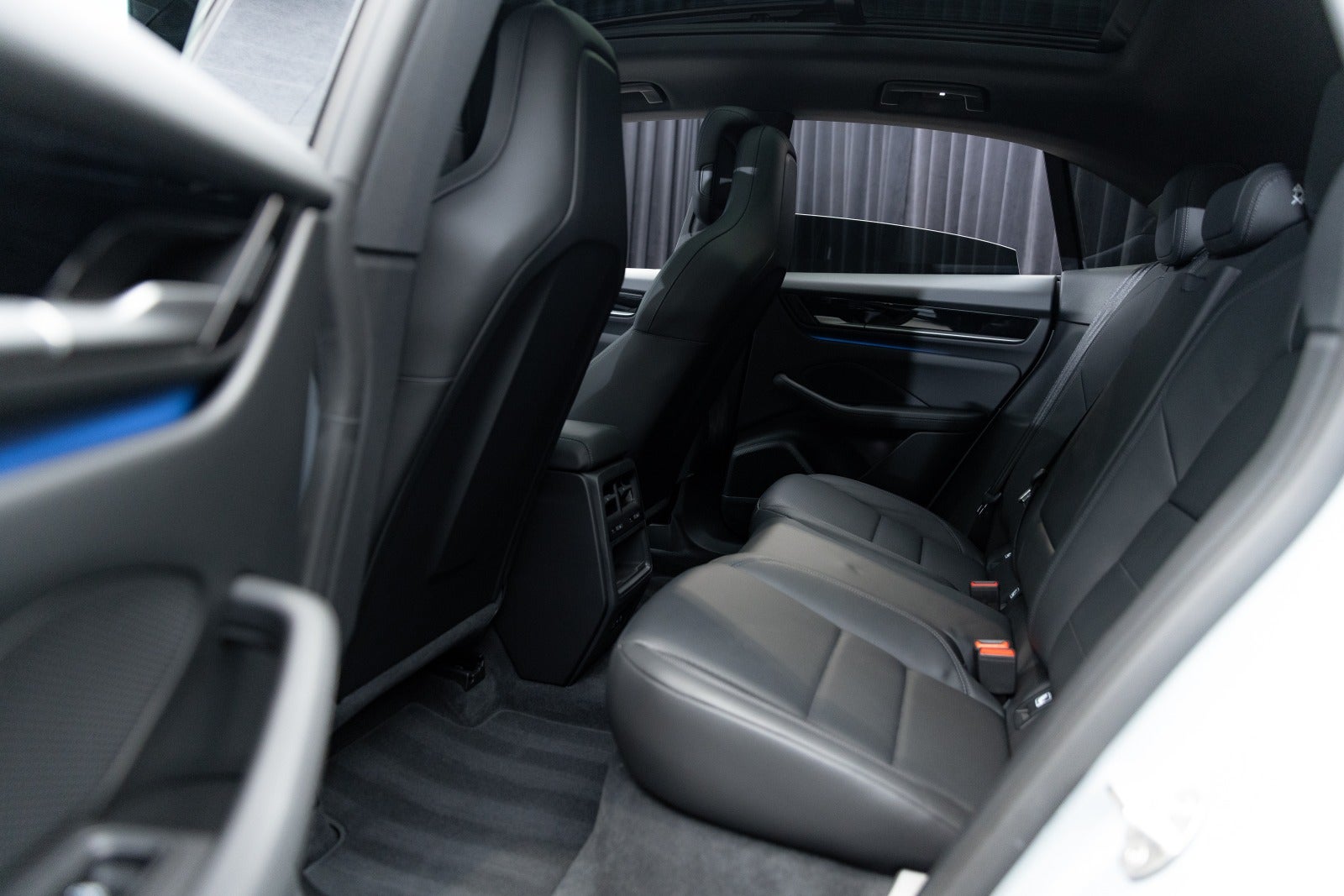 Gallery image 17 of 17