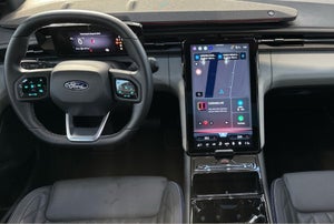 Ford Explorer Premium Extended Range