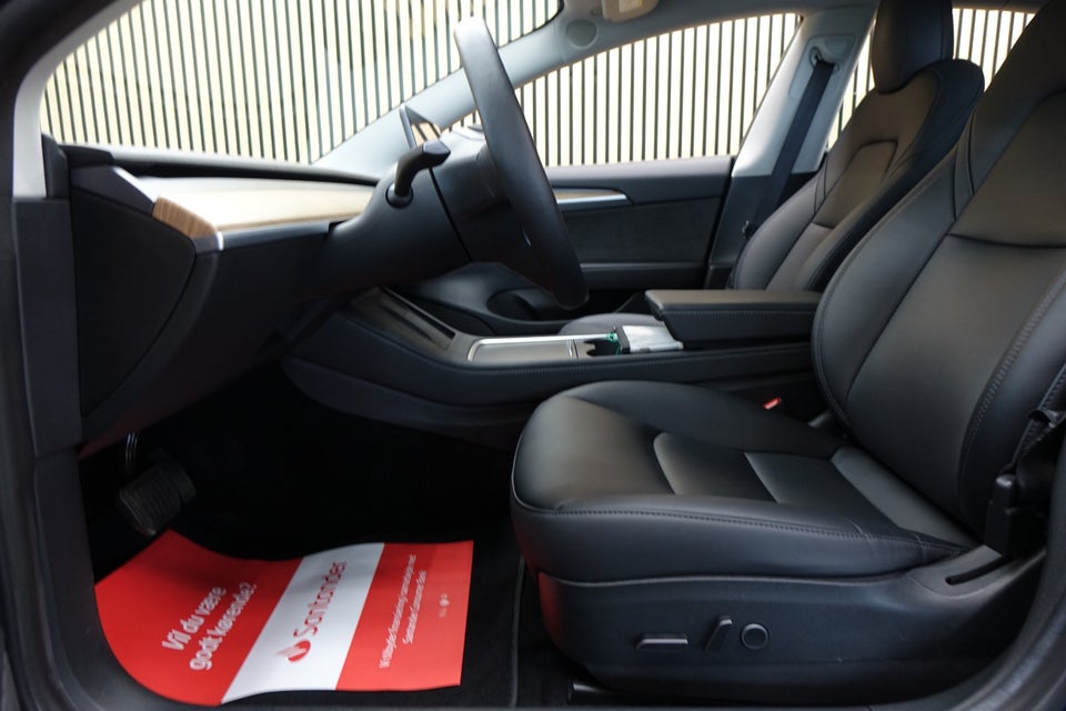 Tesla Model 3, Billede 5