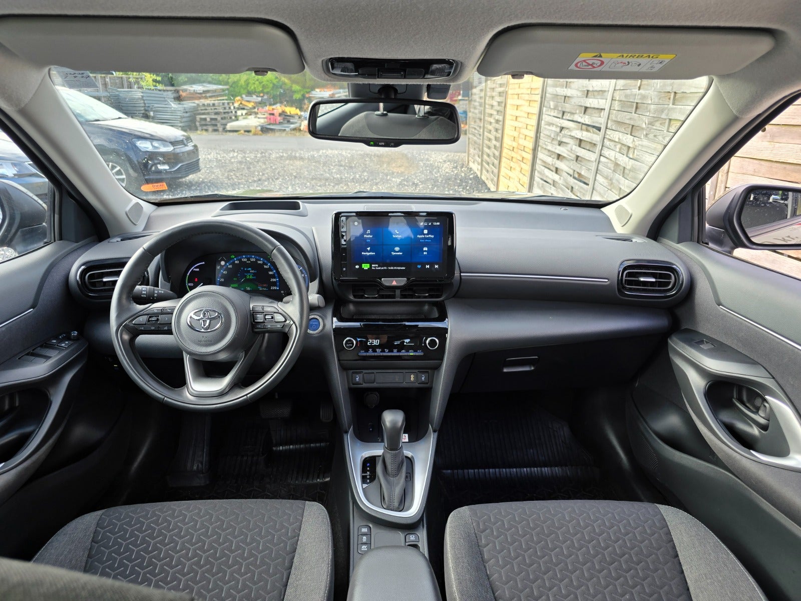 Billede af Toyota Yaris Cross 1,5 Hybrid Active e-CVT