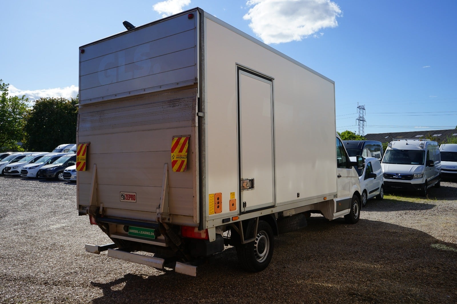 Billede af VW Crafter 35 2,0 TDi 177 Alukasse L4