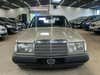 Mercedes 230 E  thumbnail