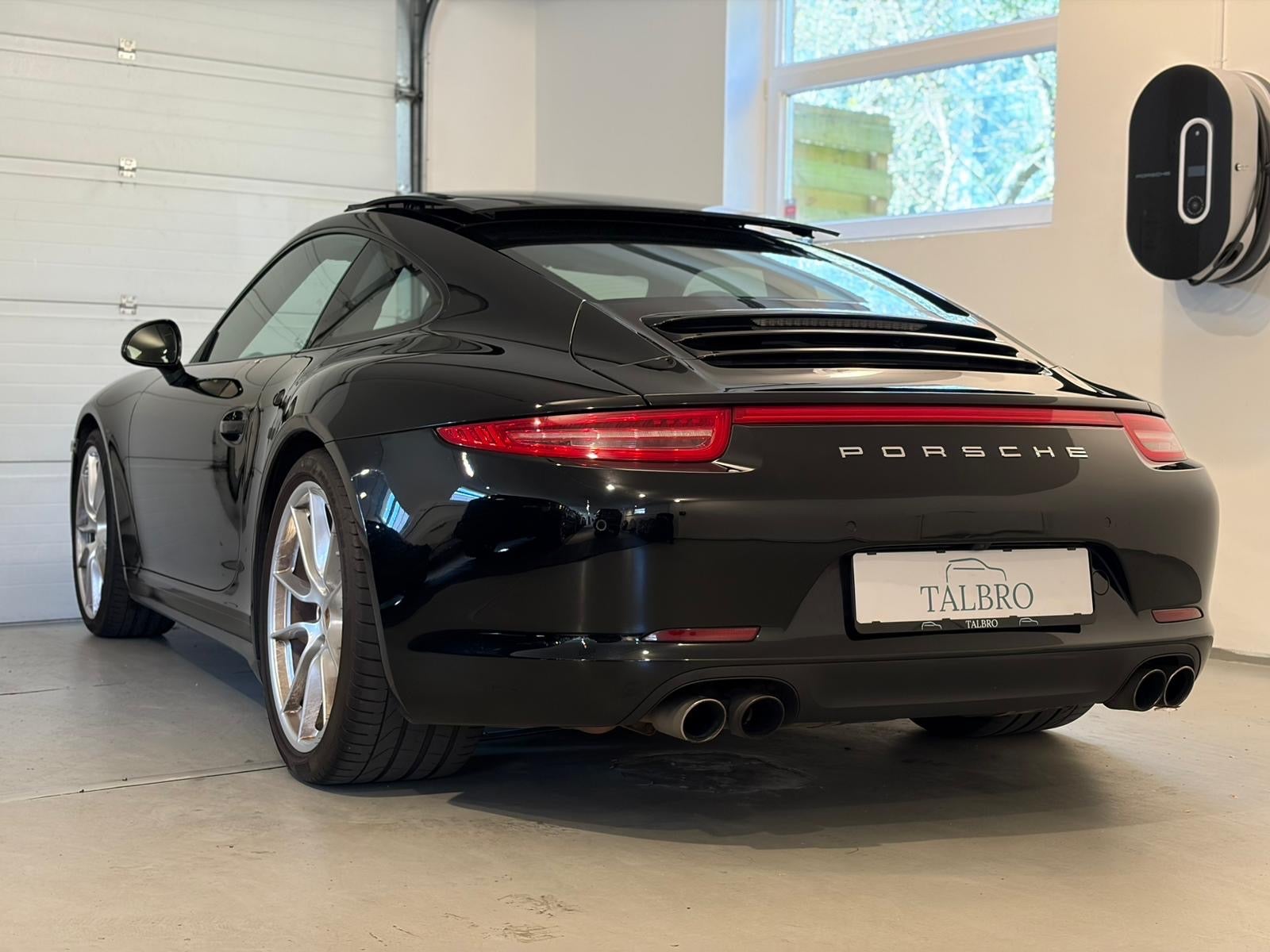 Porsche – 911 Carrera 4S