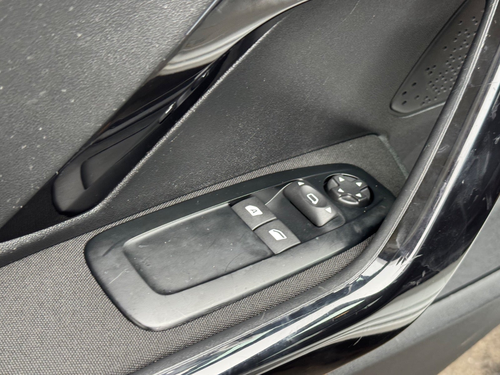 Billede af Peugeot 208 1,5 BlueHDi 100 Envy