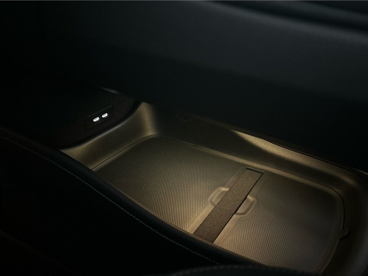 Mercedes EQE350+ AMG Line billede 19