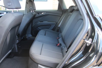 Audi Q4 e-tron Attitude