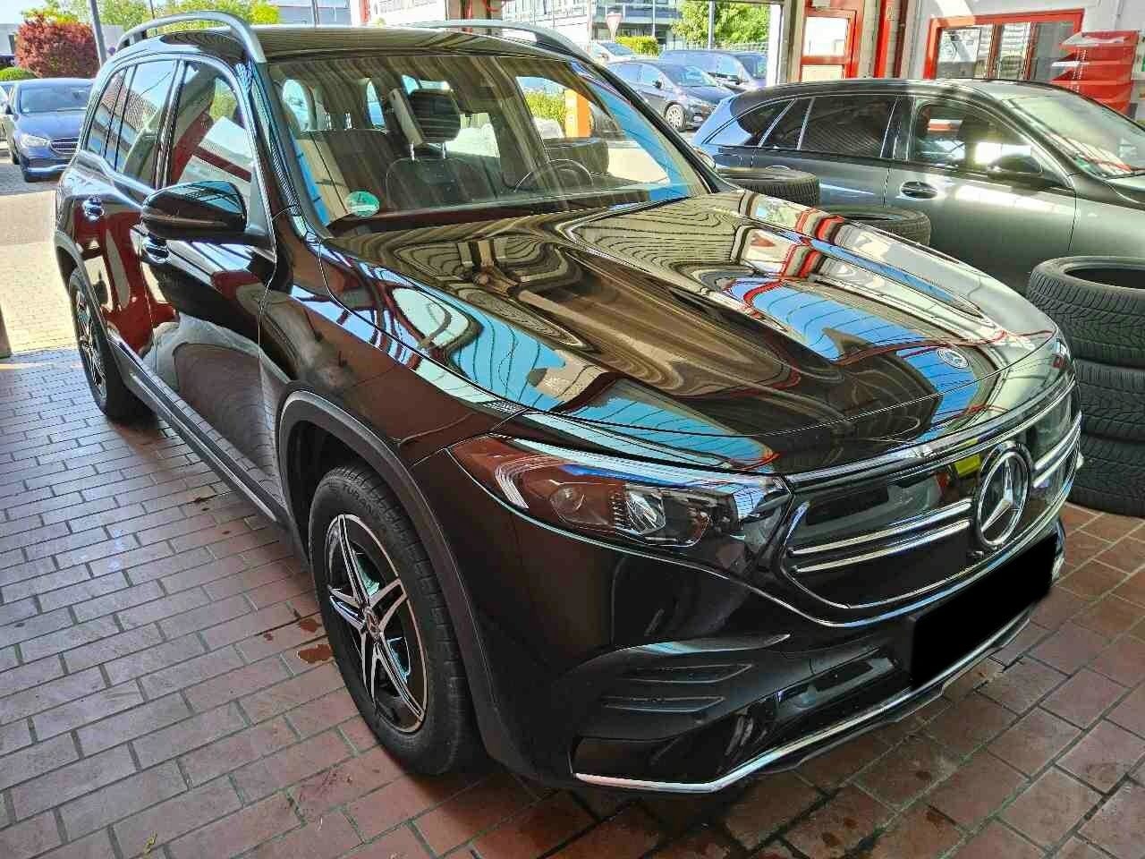 Mercedes EQB250 AMG Line