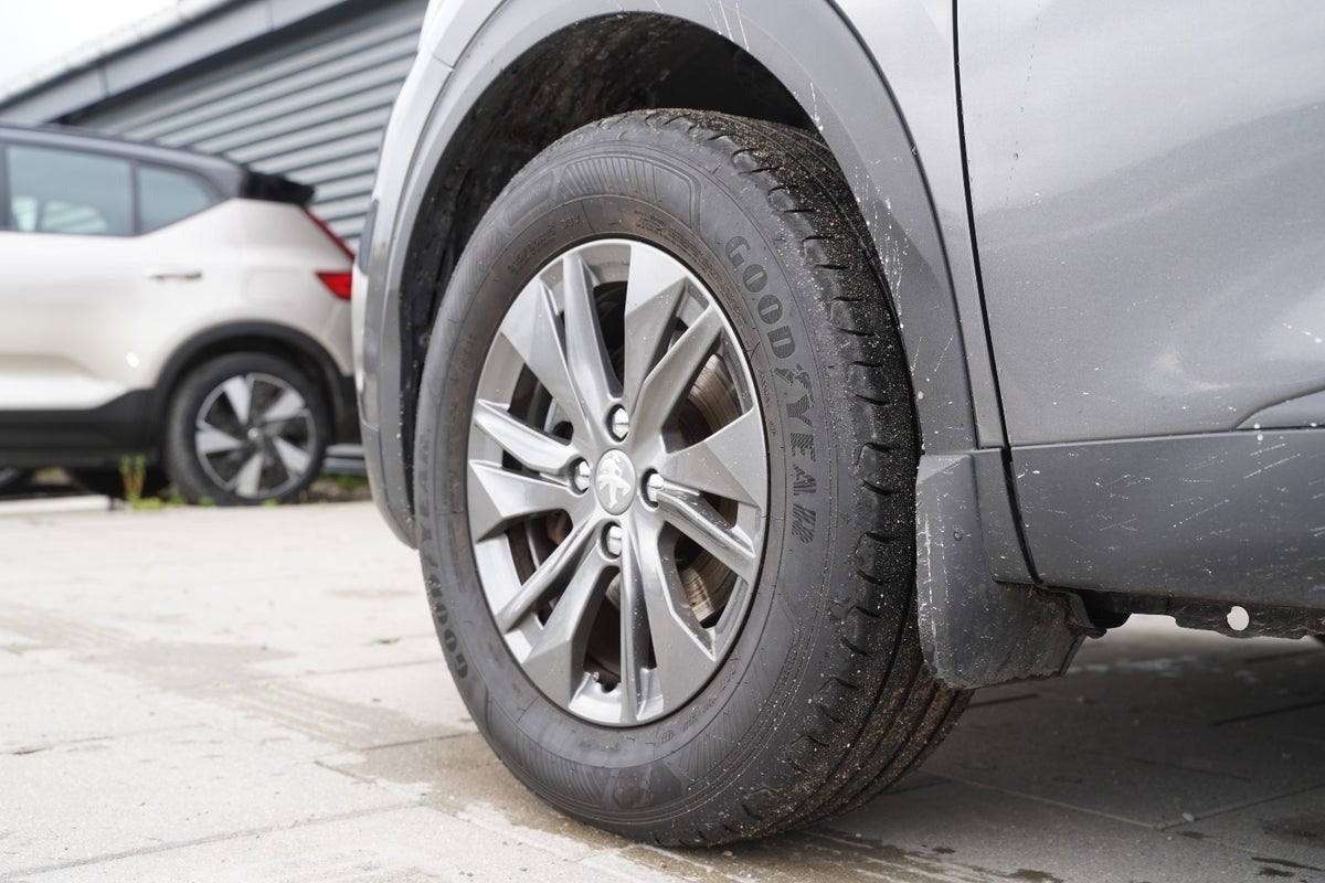 Billede af Peugeot 2008 1,2 PureTech 100 Active Pack