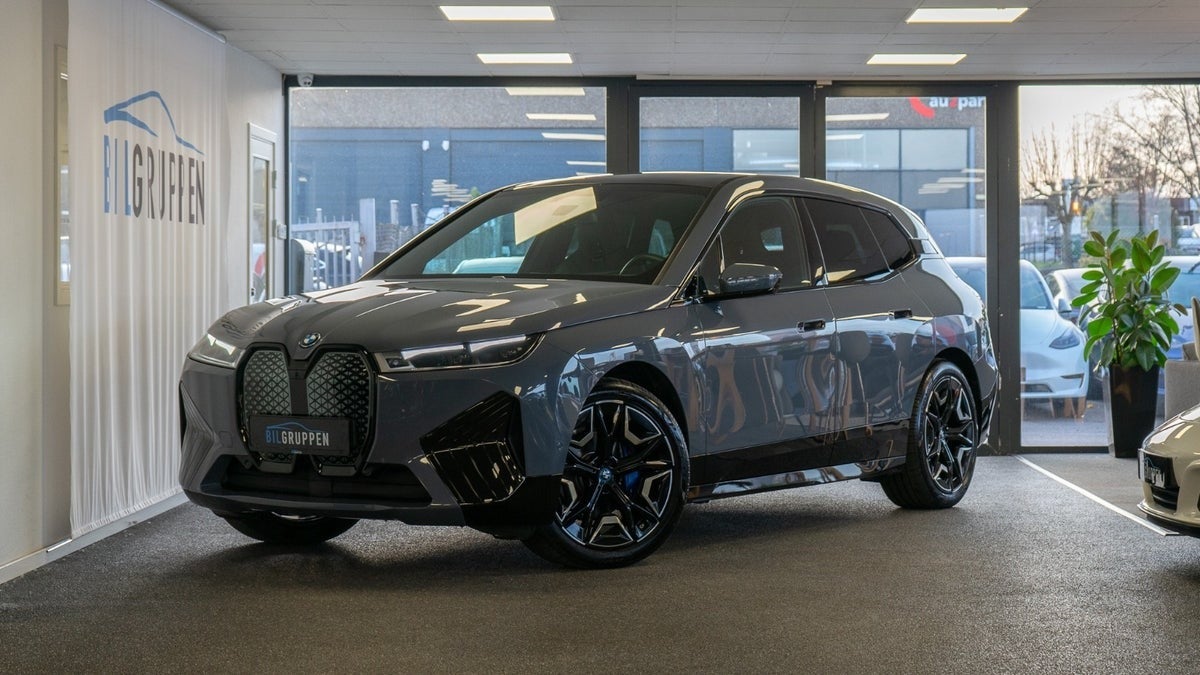 Billede af BMW iX  xDrive40 Sport