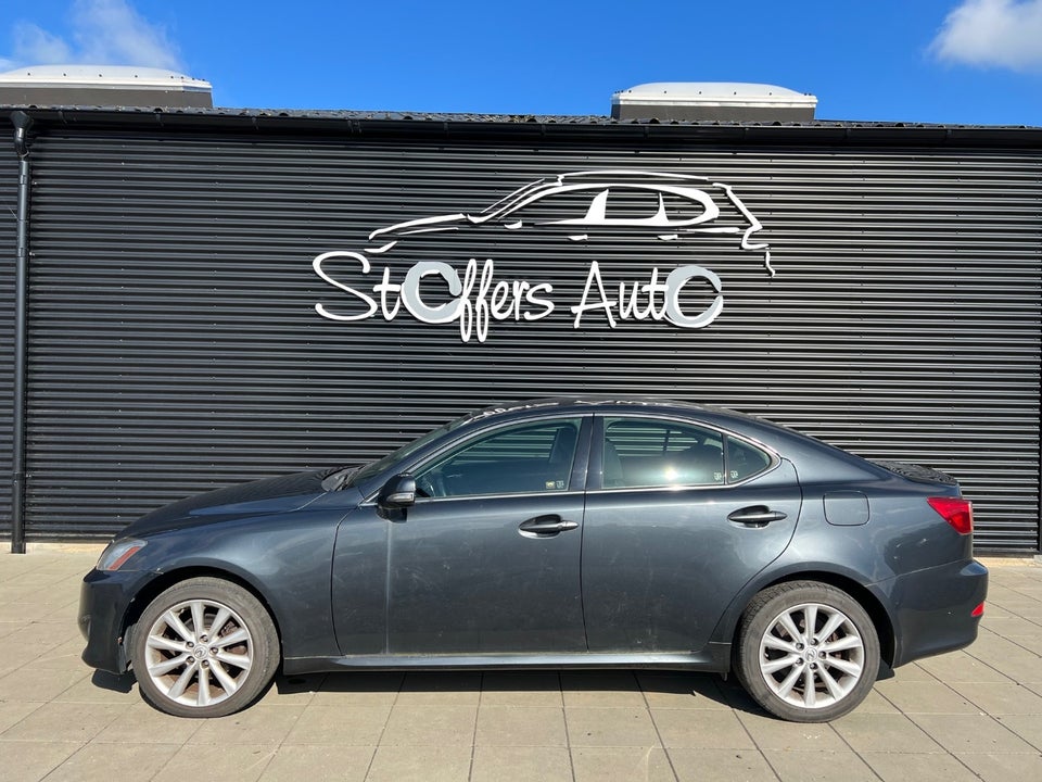 Lexus IS200d, Billede 1
