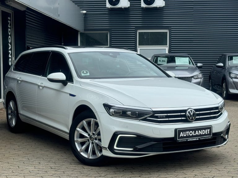 VW Passat GTE Variant DSG