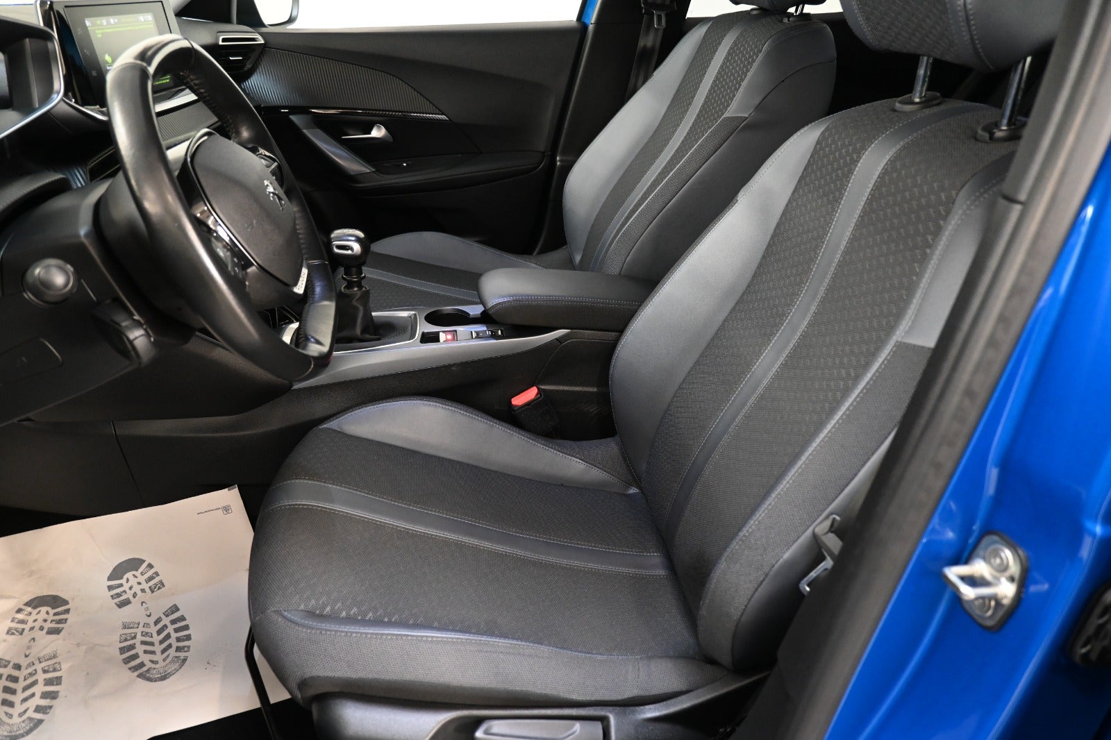 Peugeot 2008 PureTech 130 Allure Pack