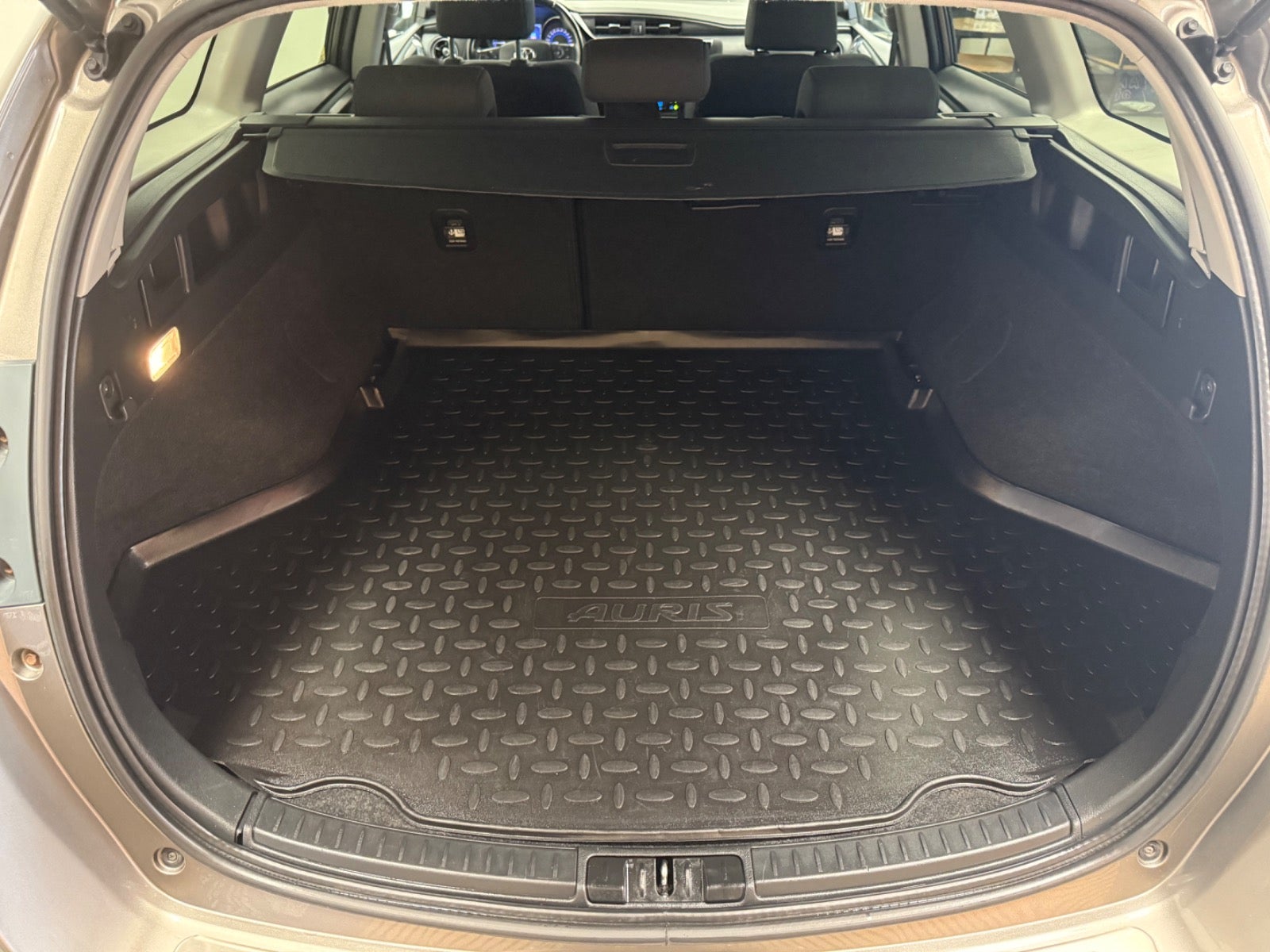 Billede af Toyota Auris 1,8 Hybrid H2 Comfort Touring Sports CVT