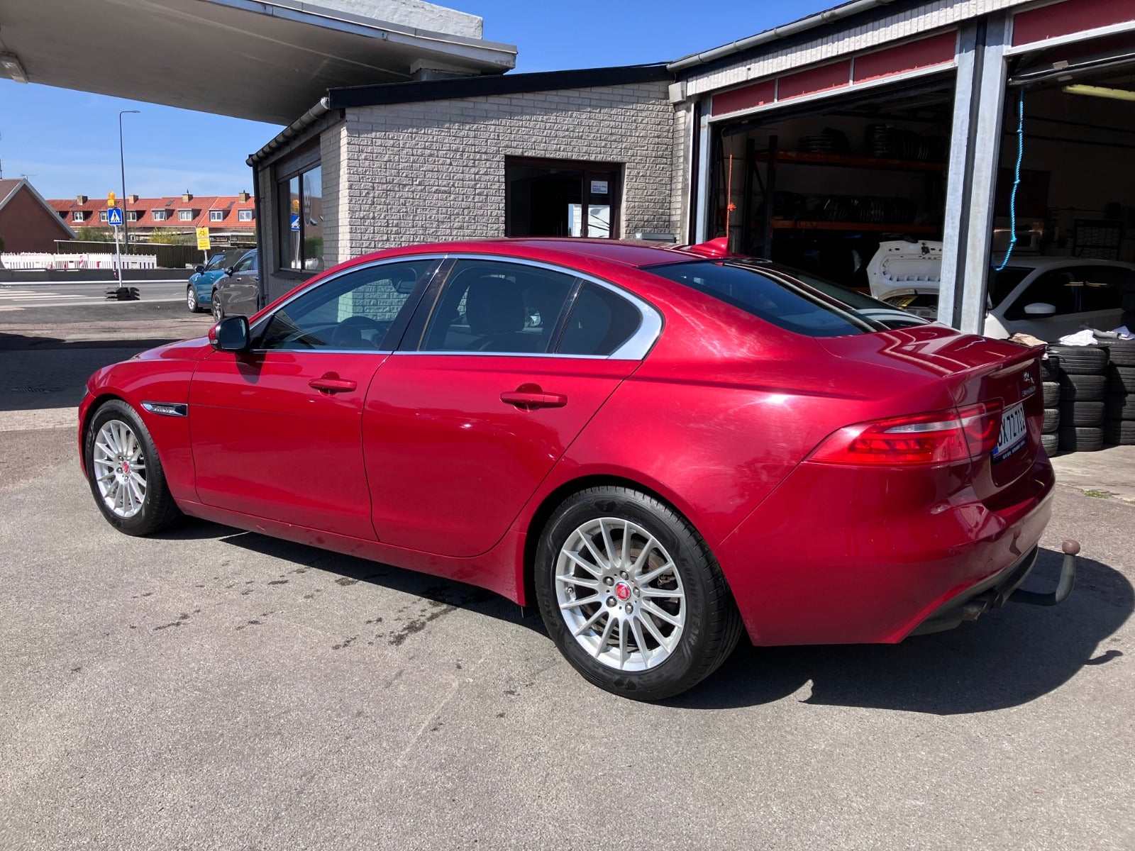 Jaguar XE 2015