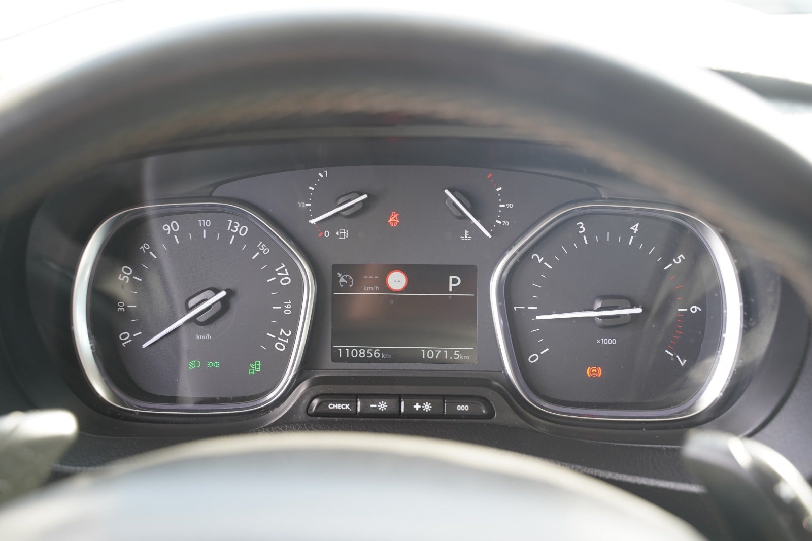 Billede af Peugeot Expert 2,0 BlueHDi 177 L2 Premium EAT8 Van