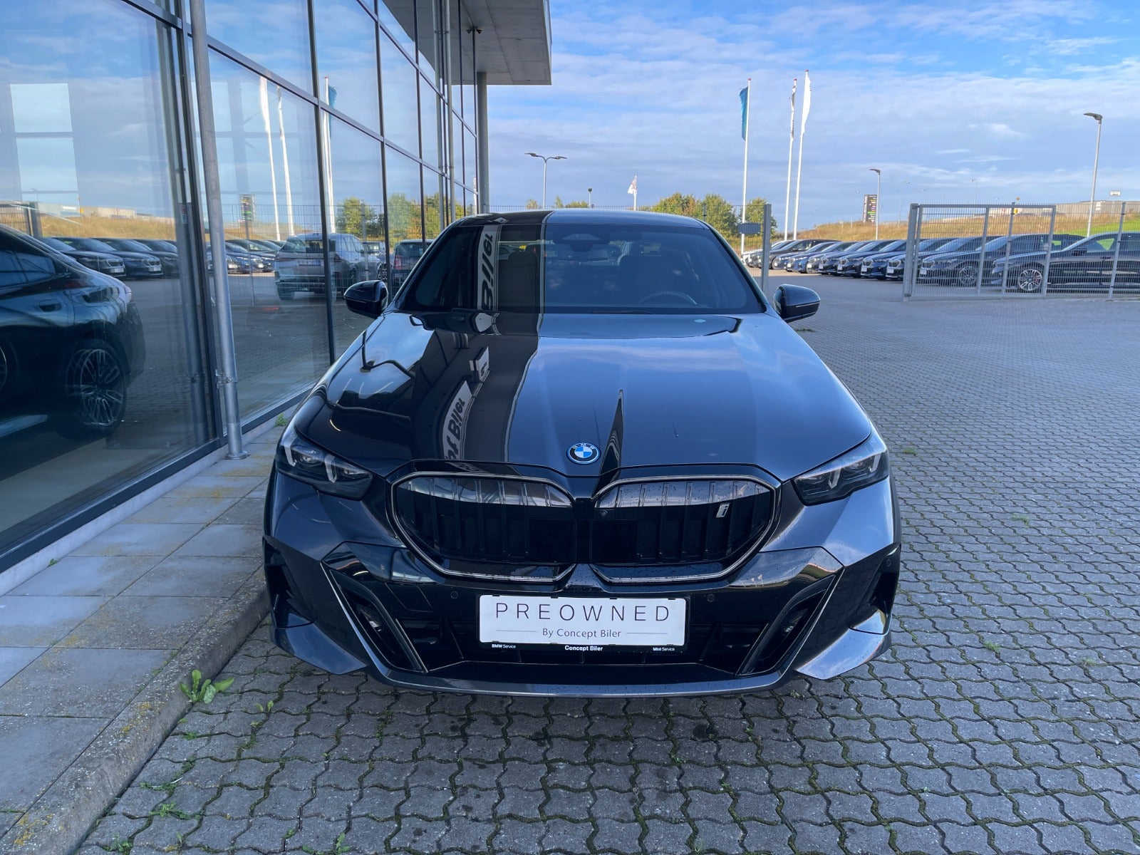 BMW i5 eDrive40 M-Sport 4d - 2