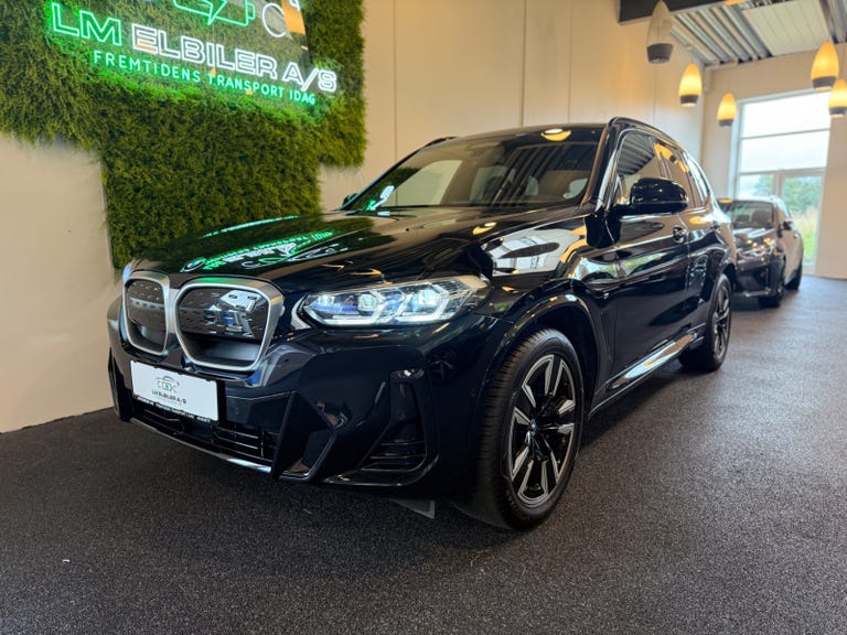 BMW iX3 Charged Plus M-Sport