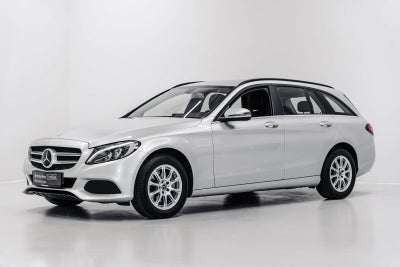 Mercedes C220 d 2,2 stc. aut. 5d - 260.000 kr.