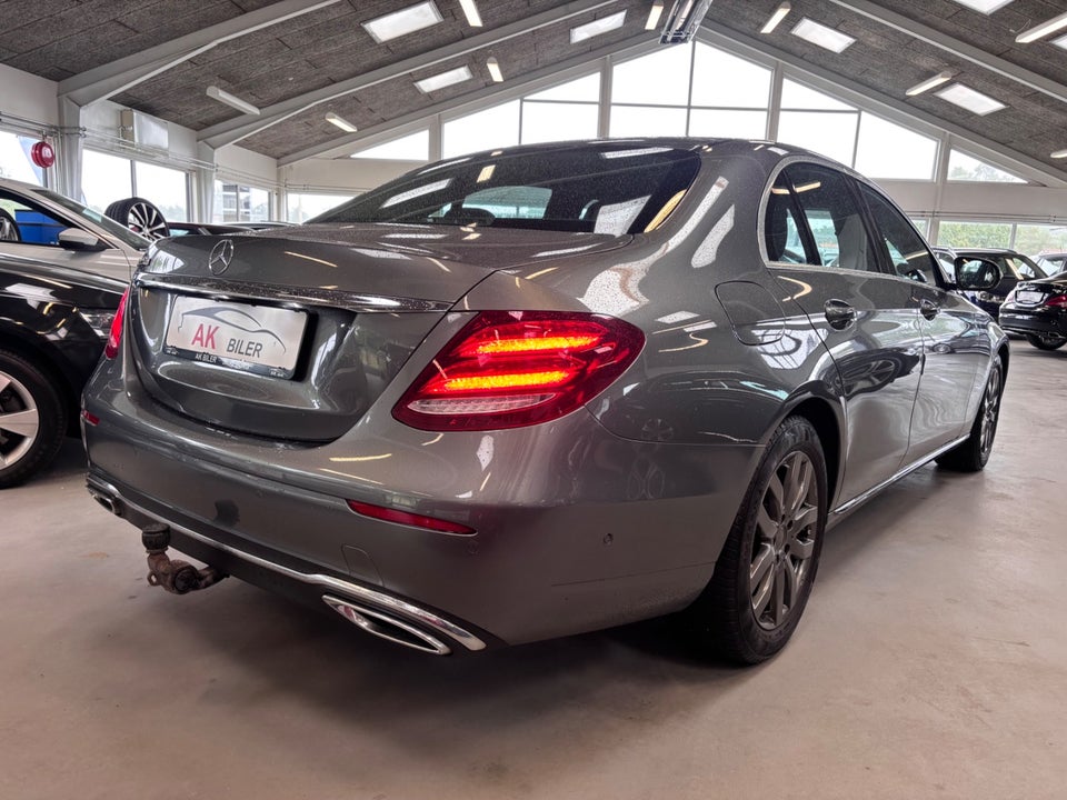 Mercedes E220 d, Billede 5