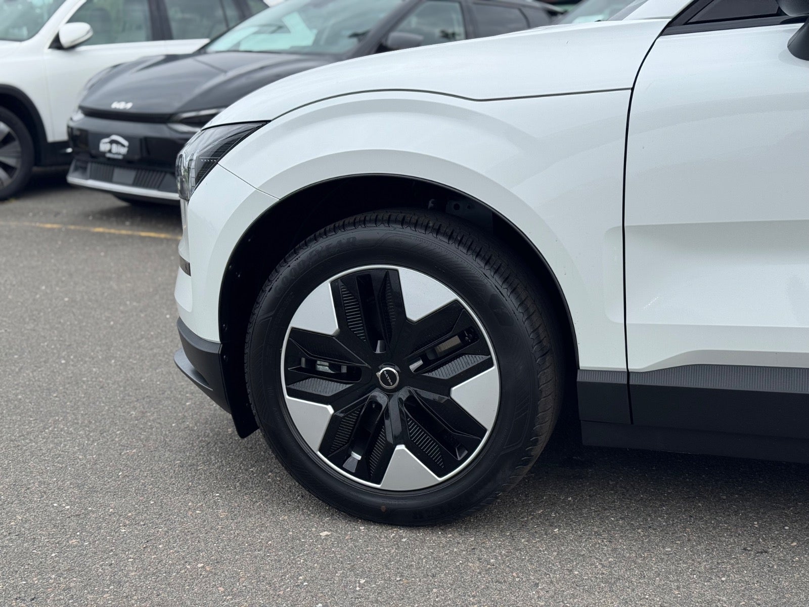 Billede af Volvo EX30  Standard Range Plus
