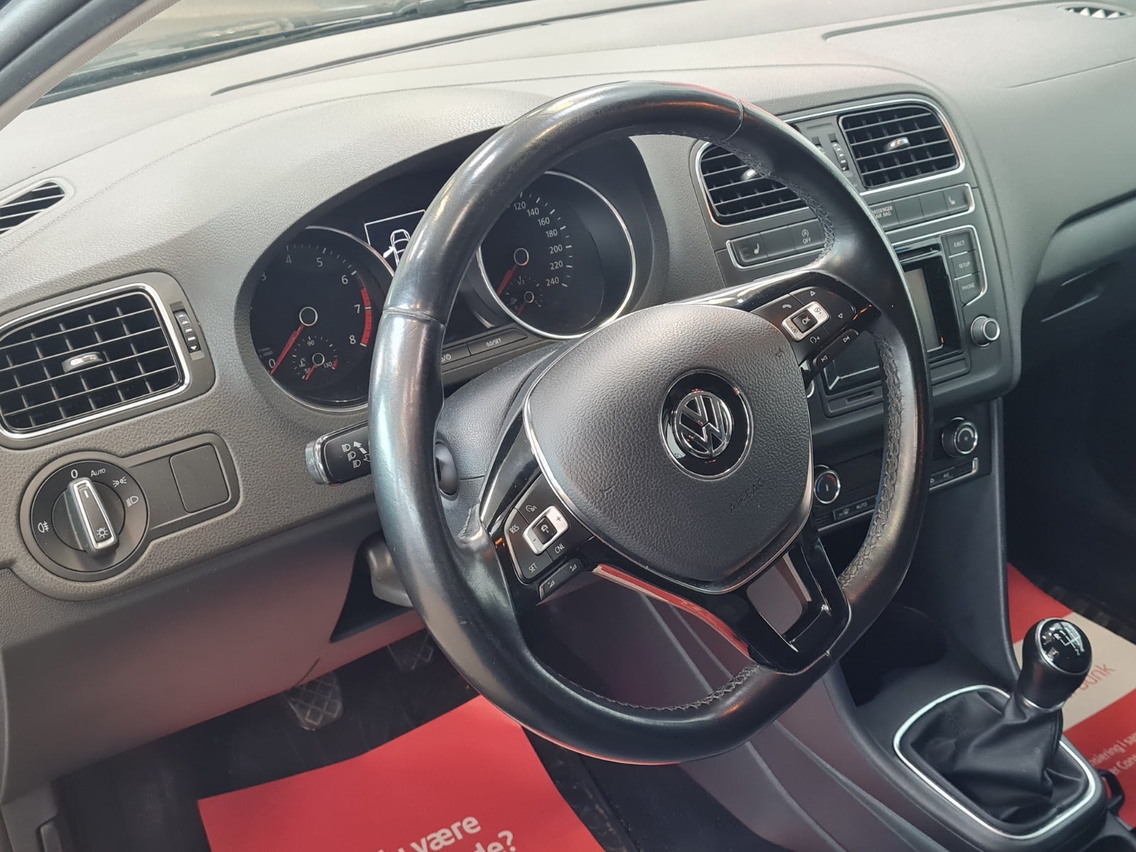 VW Polo 2016