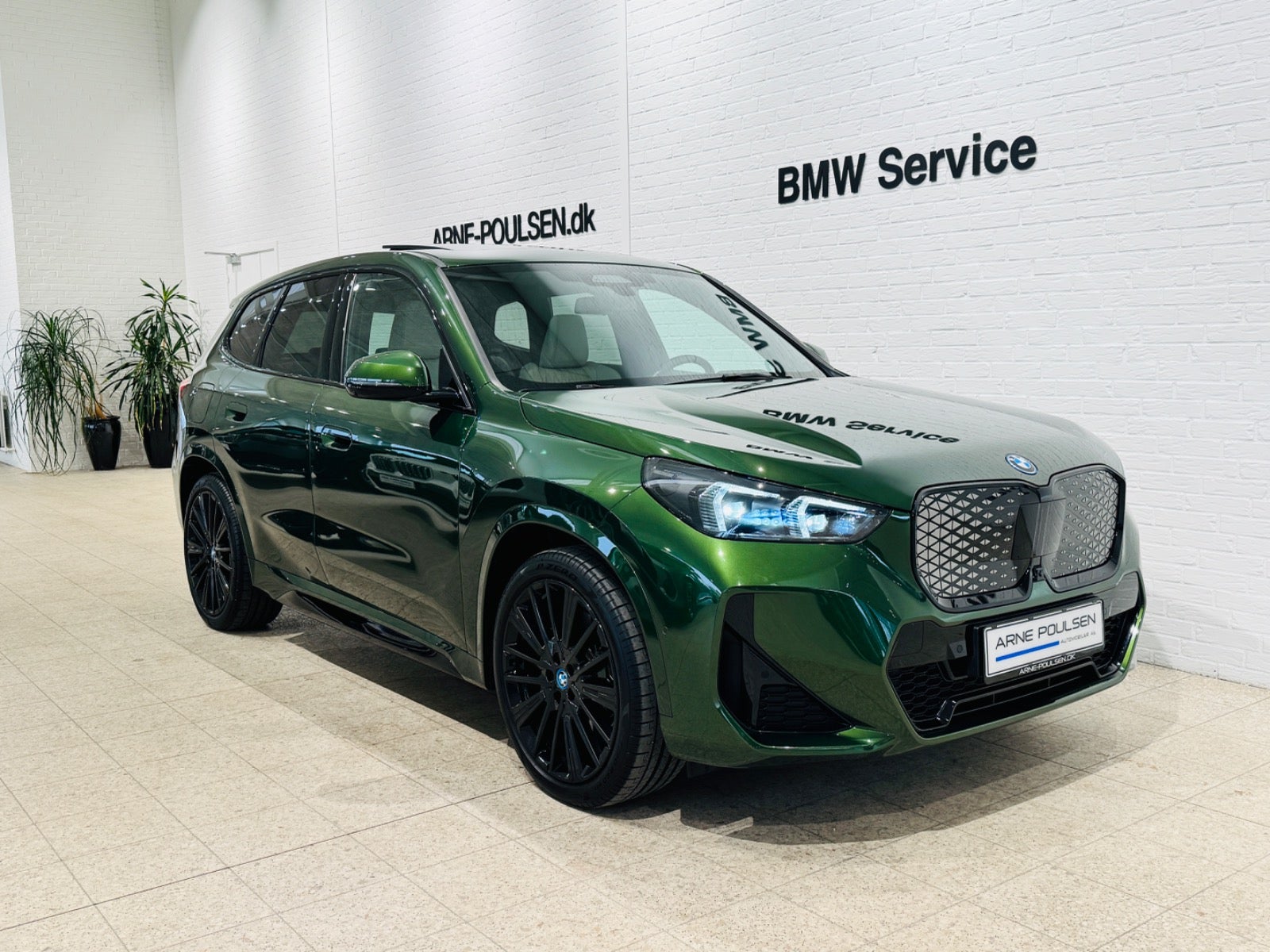 BMW iX1 xDrive30 Fully Charged M-Sport, 5-dørs, 2024 BMW iX1 xDrive30 Fully Charged M-Sport, 5-dørs, 2024