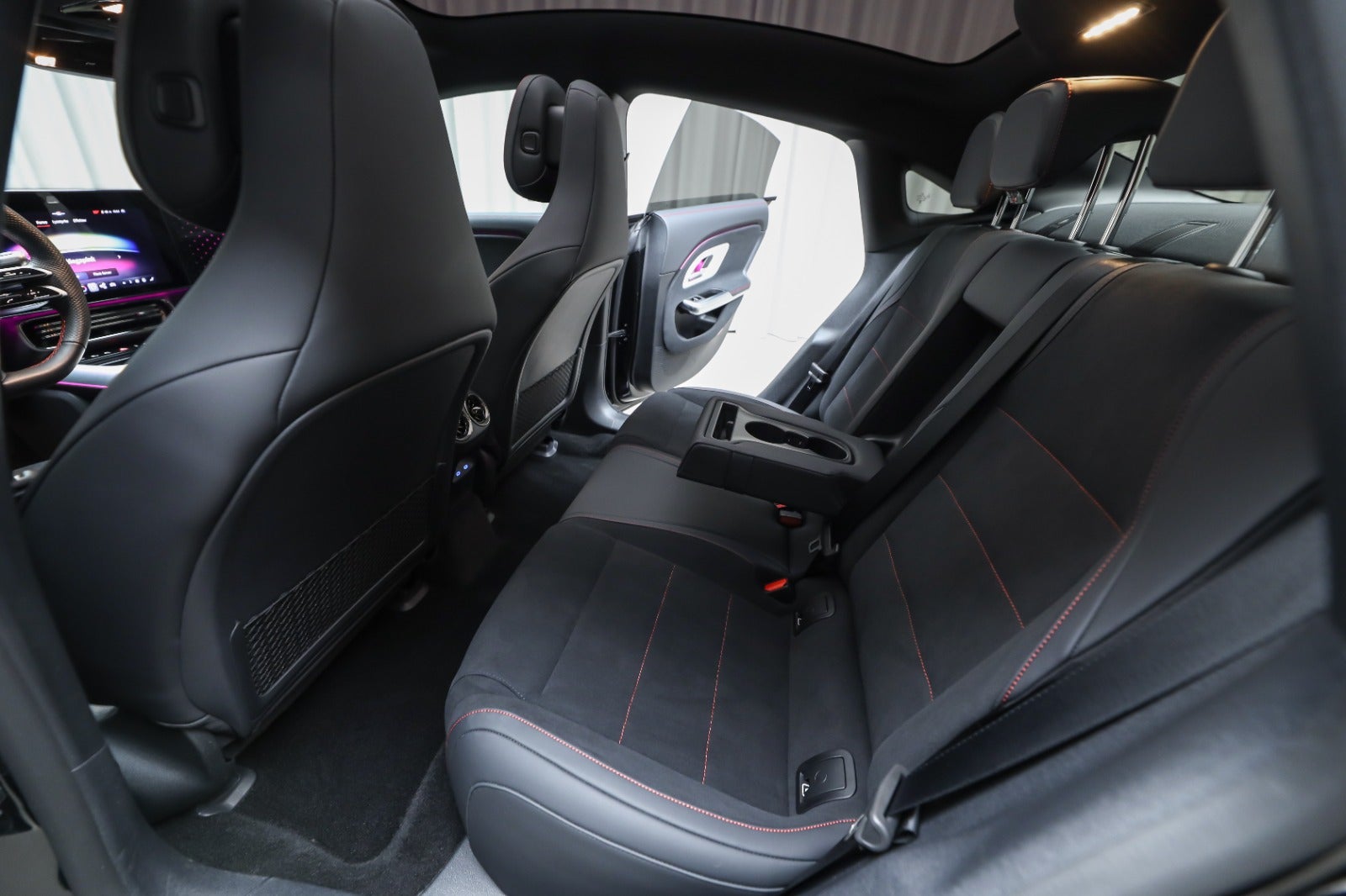 Mercedes-Benz CLA 250+ (5/8)